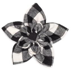 BLACK/OFF WHITE BUFFALO FLOWER