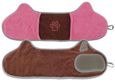 Pet Life�� 'Bryer' 2-in-1 Hand-Inserted Microfiber Pet Grooming Towel and Brush