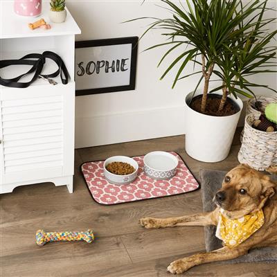 Pink/Off White Lattice Paw Pet Mat