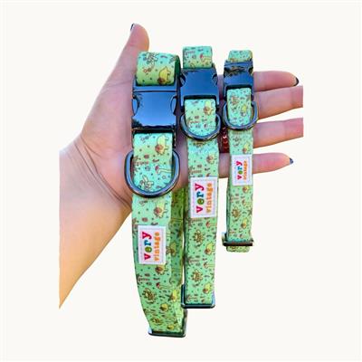 Festive Dinos – Green Holiday Dog Collar | Recycled Polyester | Metal Hardware | Eco-Friendly Christmas Pet Collar