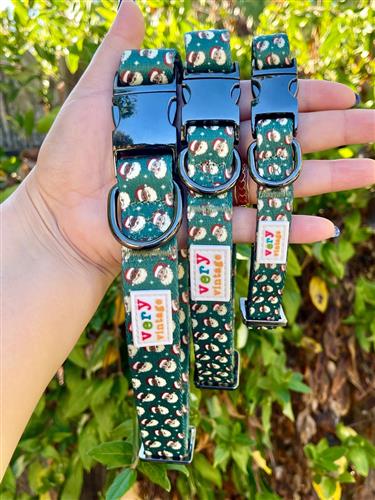 Retro Santa – Green Holiday Dog Collar | Recycled Polyester | Metal Hardware | Eco-Friendly Christmas Pet Collar