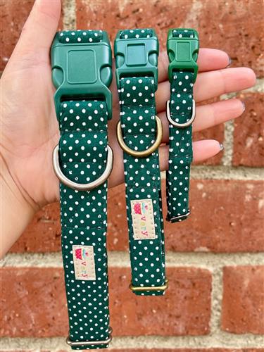 Evergreen – Green Polka Dot Dog Collar | Handmade Organic Cotton Collar | Adjustable Dog Collar | Handmade Organic Cotton Collars & Leashes