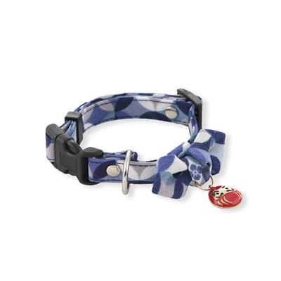 Daruma Charm Bow Tie Dog Collar (Medium, Blue)
