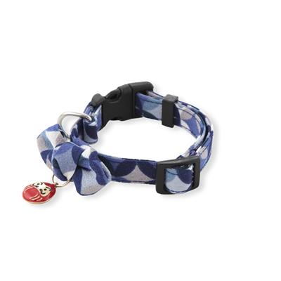 Daruma Charm Bow Tie Dog Collar (Medium, Blue)