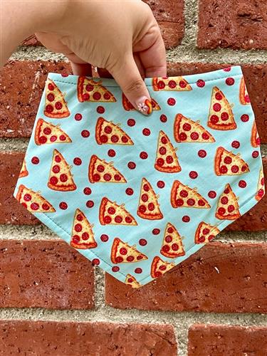 Blue Pizza Dog Bandana – Handmade Eco-Friendly Pet Accessory with Fun Pepperoni Slice Print