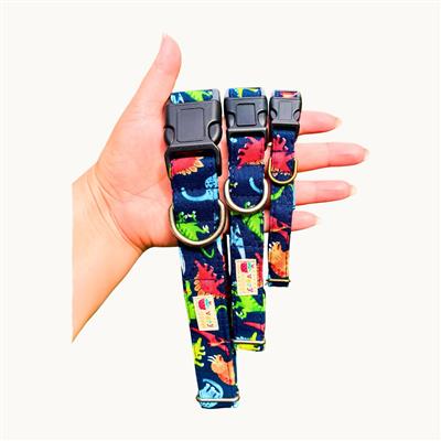 Jurassic Bark – Dinosaur Print Dog Collar | Handmade Organic Cotton Collar | Adjustable Dog Collar | Handmade Organic Cotton Collars & Leashes