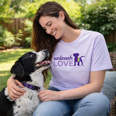 T-shirt: Unleash Love (Unisex, Lilac)