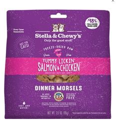 Stella and Chewys Cat Freeze Dried Yummy Lickin Salmon and Chicken Dinner 3.5oz.