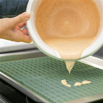 Mini Bone Treat Maker Baking Mat