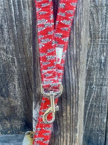 Snowy Pines – Red Winter Botanical Dog Leash | Handmade Organic Cotton Leash | Winter Dog Leash | Eco Friendly Pet Leashes