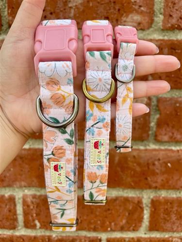 Petal Picnic – Blush Floral Dog Collar | Handmade Organic Cotton Collar | Adjustable Dog Collar | Cottagecore Spring Dog Collars & Leashes