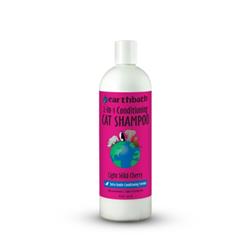 earthbath® 2-in-1 Conditioning Cat Shampoo, Light Wild Cherry, 16 oz