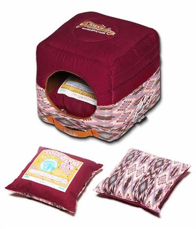 Touchdog 70'S Vintage-Tribal Throwback Convertible And Reversible Squared 2-In-1 Collapsible Dog House Bed